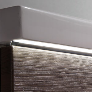 Waschtisch-Beleuchtung: mit eingefasster LED Beleuchtung