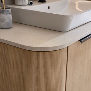 Stärke Waschtischplatte: 28 mm